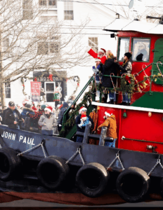 Santa on a Tugboat, Mystic CT, Downtown Mystic, Whaler's Inn
